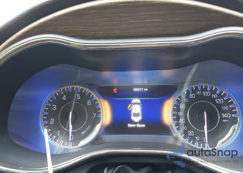 2015 Chrysler 200 C из США, поврежденный, VIN 1C3CCCEGXFN543741